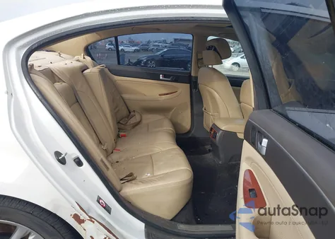 2013 Hyundai Genesis 3.8 z USA, uszkodzony, nr VIN KMHGC4DD3DU247758